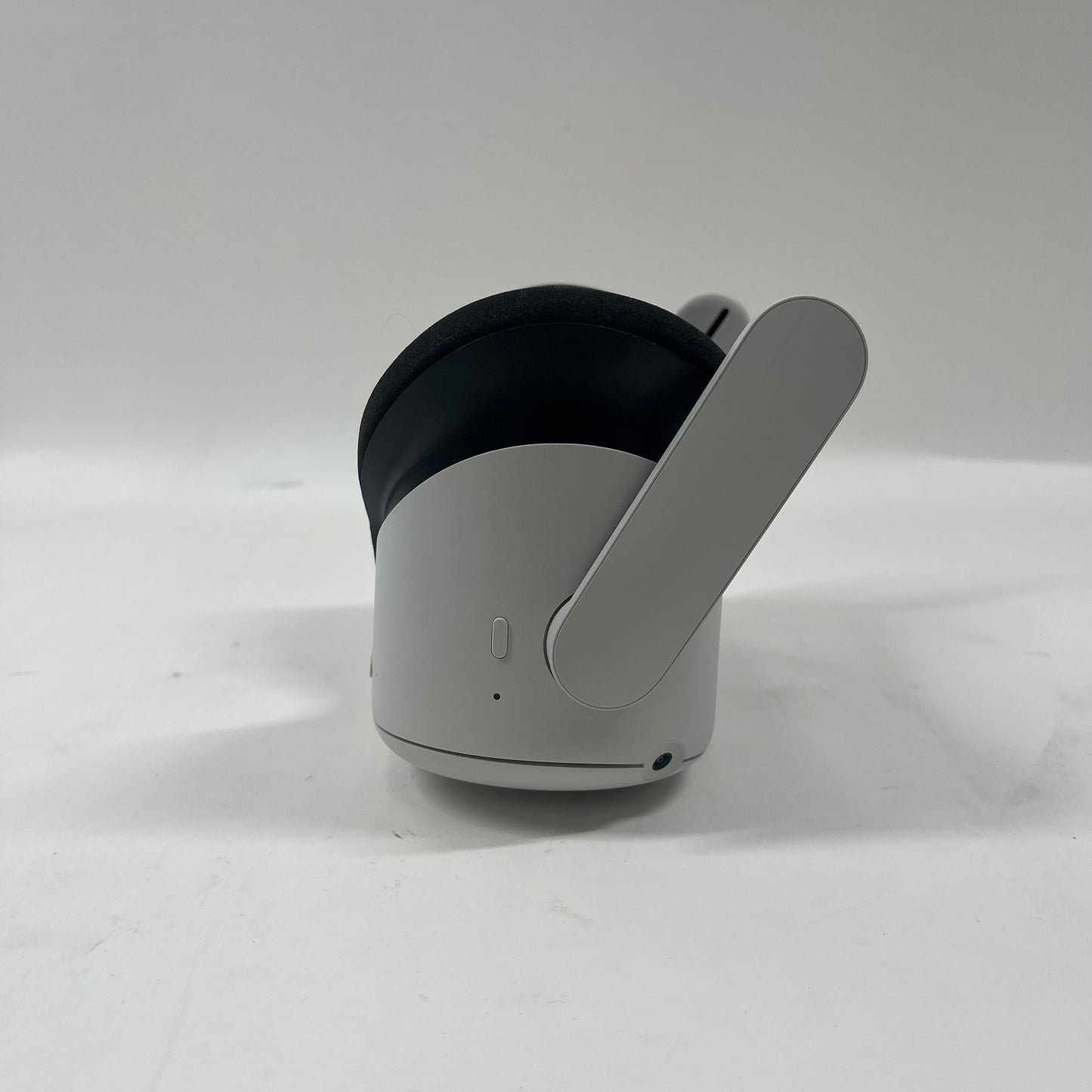 Meta Quest 2 128GB Standalone All-in-One VR Headset KW49CM