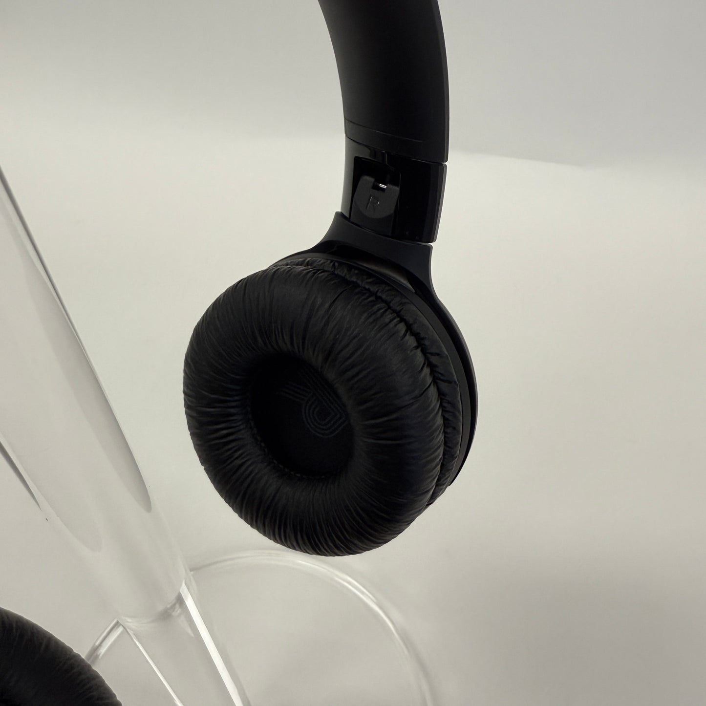 JBL Tune 510BT Wireless On-Ear Bluetooth Headphones Black RT0052-AO0184136