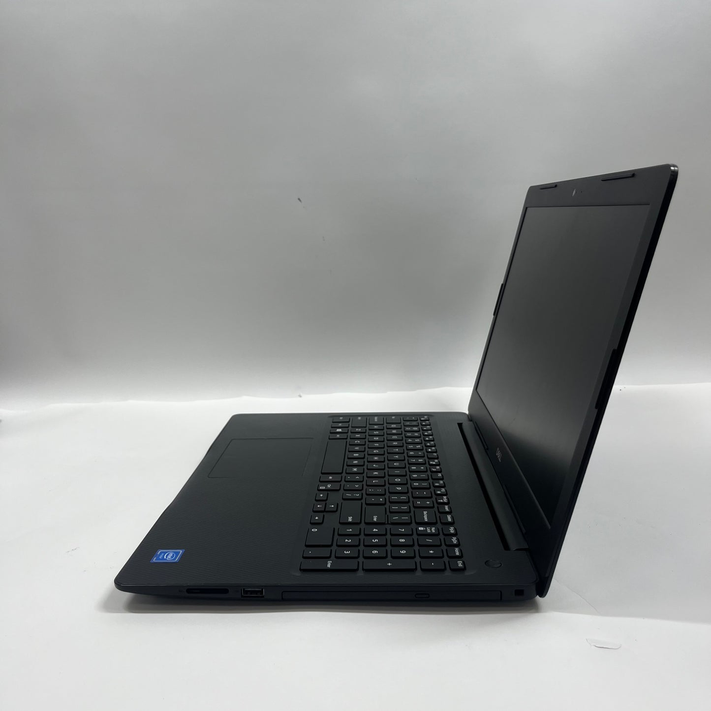 Dell inspiron 3580 15.6" Intel(R) Celeron(R) 4205U 1.8GHz 4GB RAM 1TB HDD