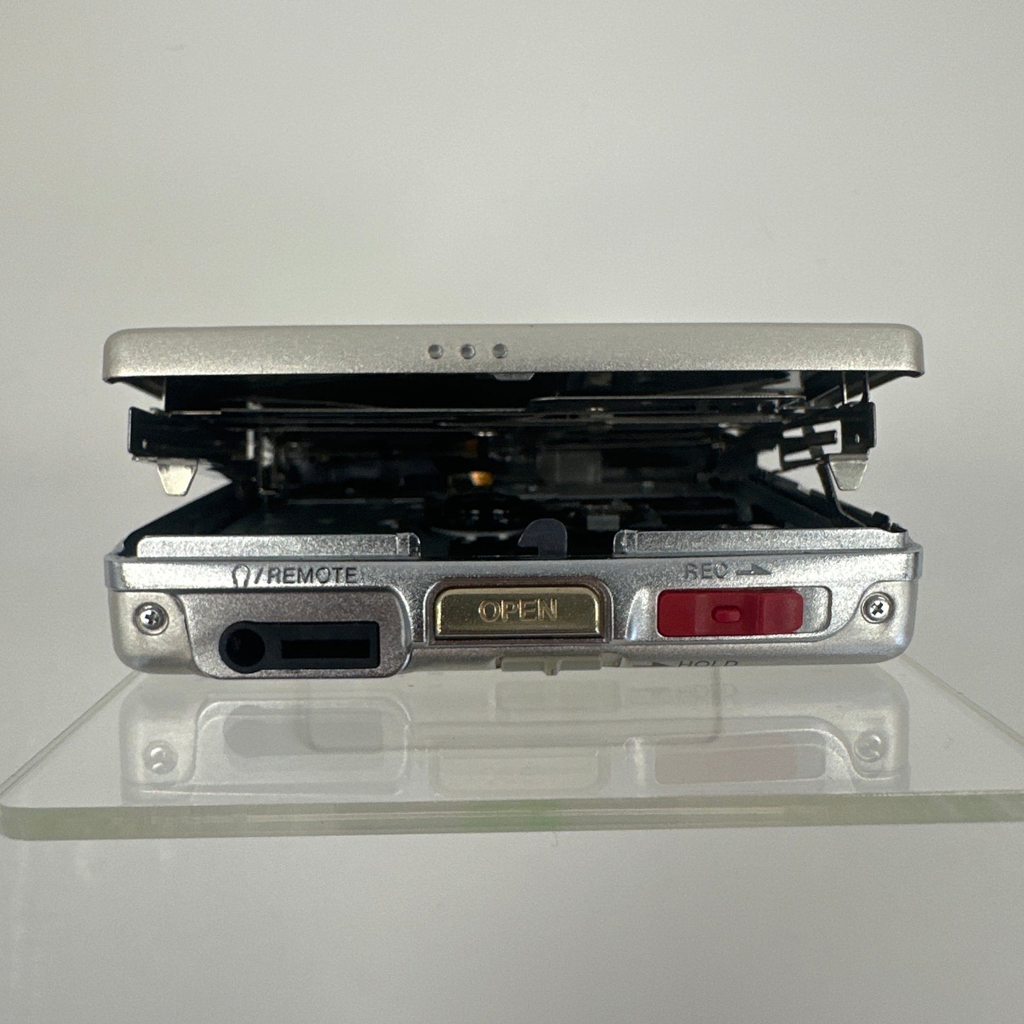 SONY PORTABLE MINI RECORDER DIGITAL MEGA BASS MZ-R55