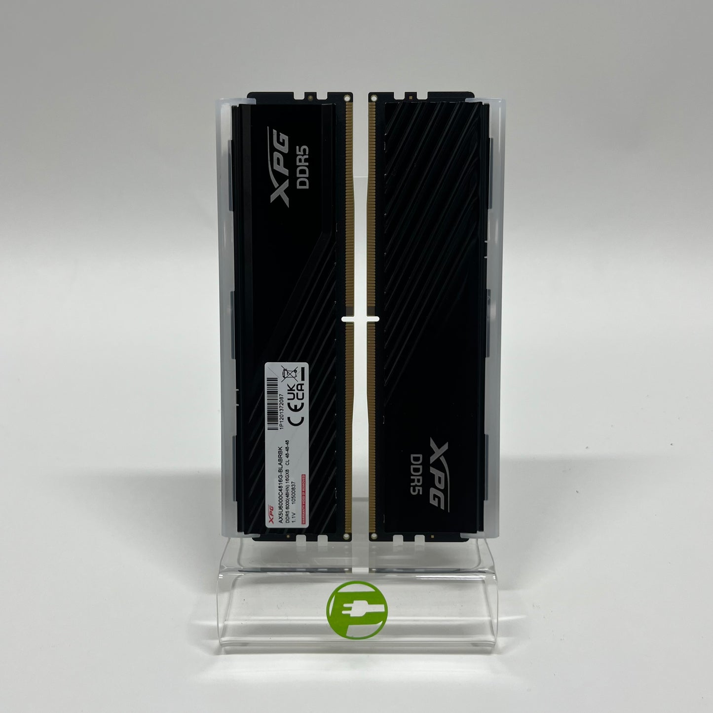 XPG Dominator Titanium DDR5 32GB (2x16GB) RAM DDR5 6000MHz
