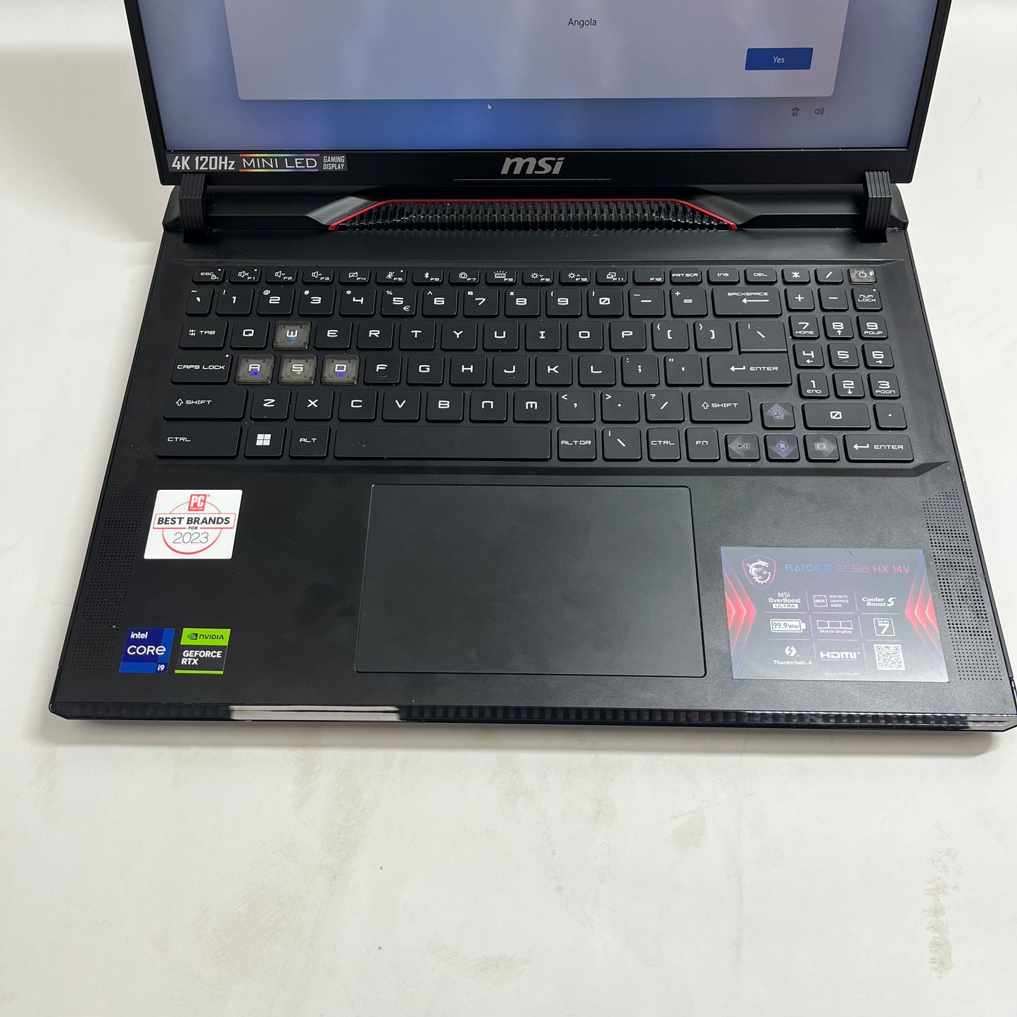 MSI Raider GE68HX 16" i9-14900hx 2.2GHz 32GB RAM 2TB SSD GeForce RTX 4070