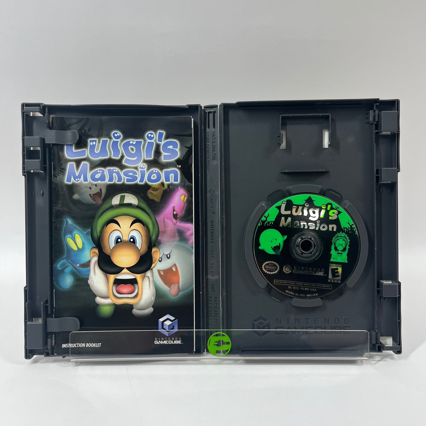 Luigi's Mansion (Nintendo GameCube, 2001)