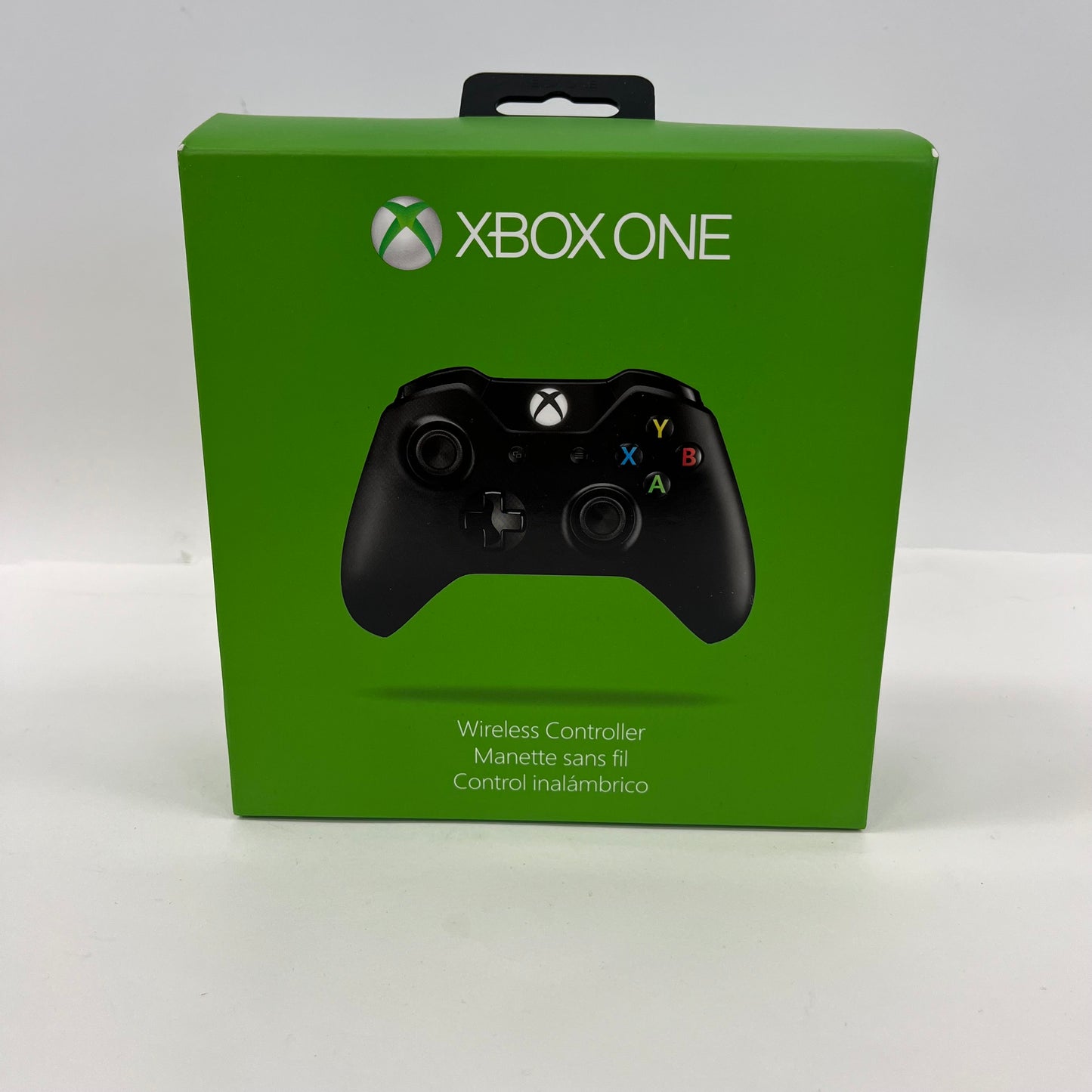 New Microsoft Xbox One Wireless Controller Black 1537