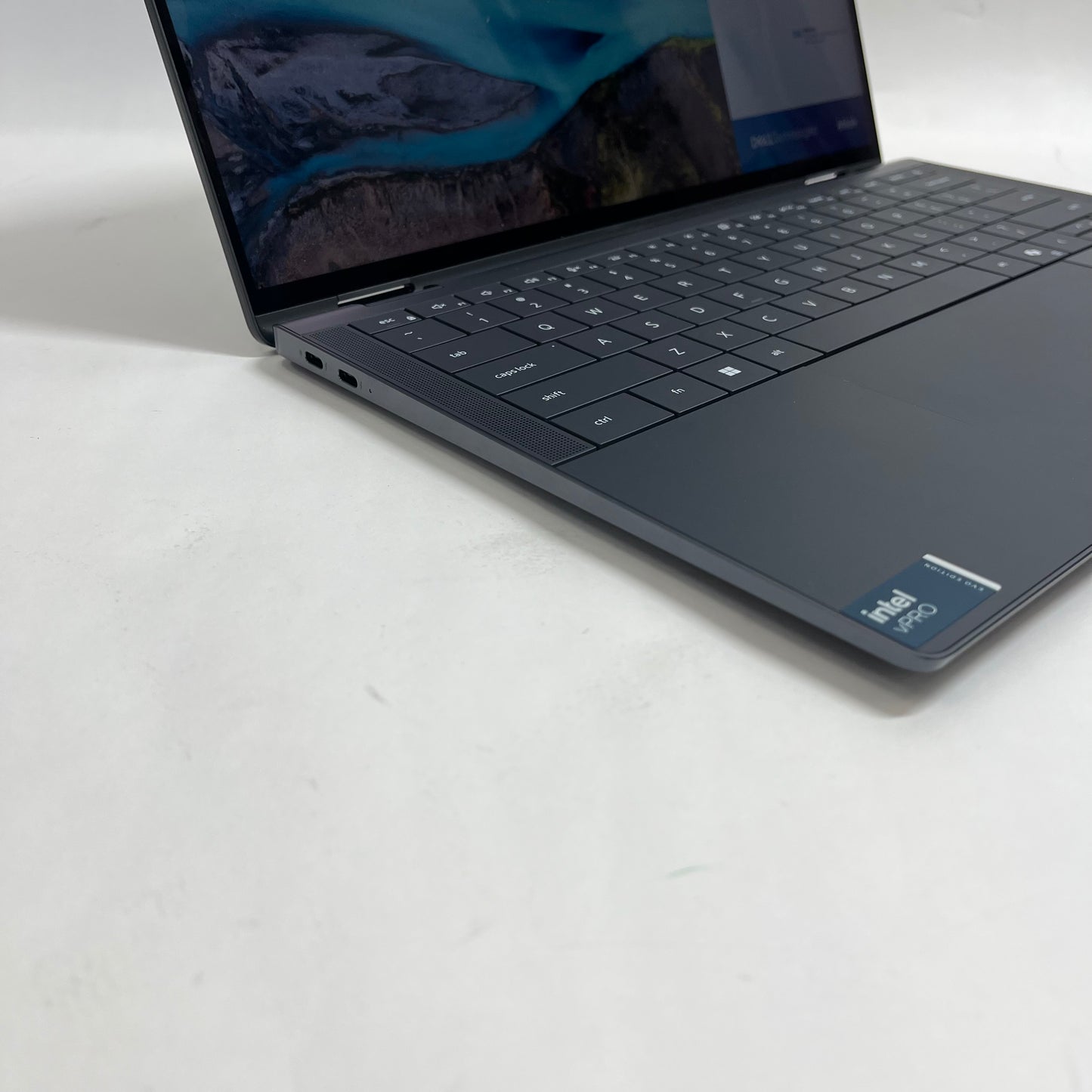 Dell latitude 9450 6xt47a80 14" intel R Core TM Ultra 5 135U 2.1GHz 16GB RAM
