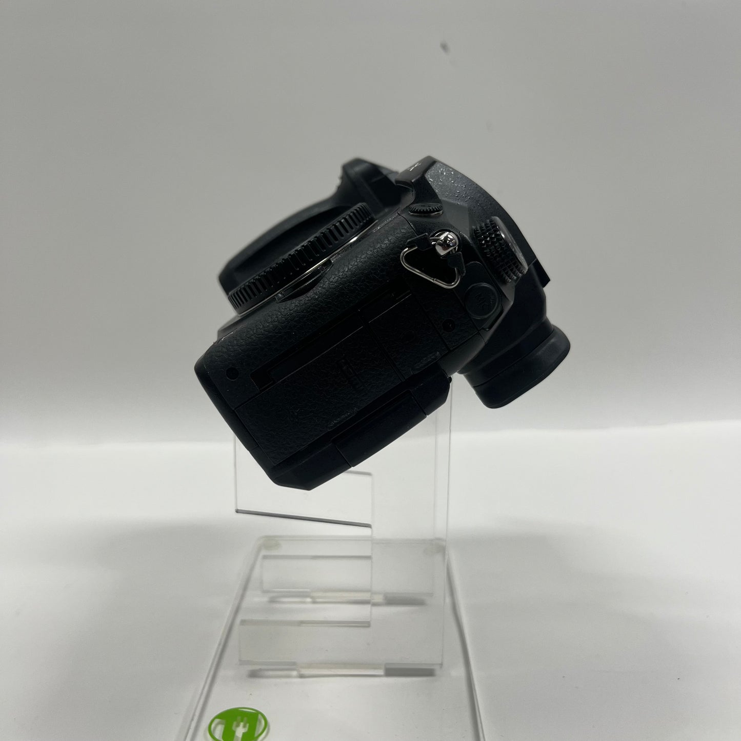 Panasonic Lumix DC-GH5 WG7BA003731 20.3MP Mirrorless Camera