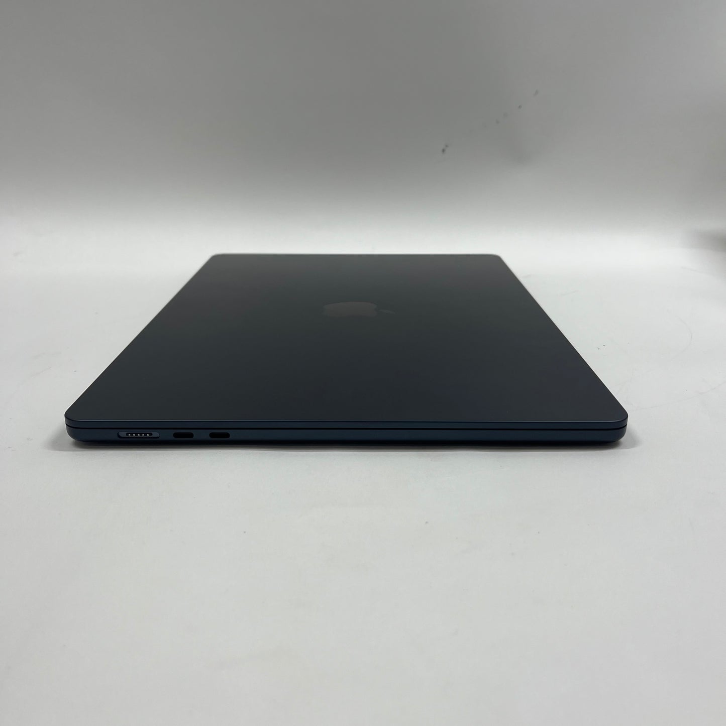 2024 Apple MacBook Air 15" M3 10C GPU 4.0GHz 16GB RAM 512GB SSD A3114