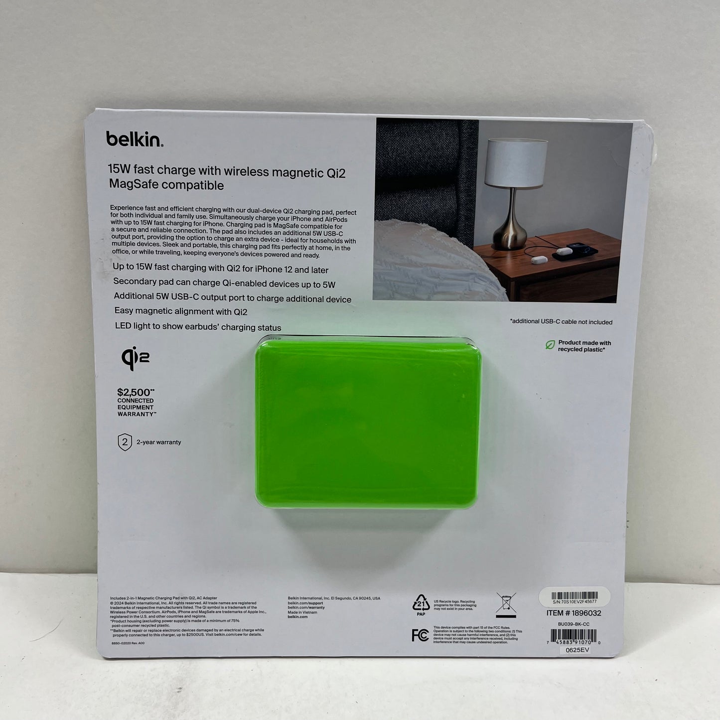 New Belkin BoostCharge 2-in-1 Magnetic Charging Pad with Qi2 1896032