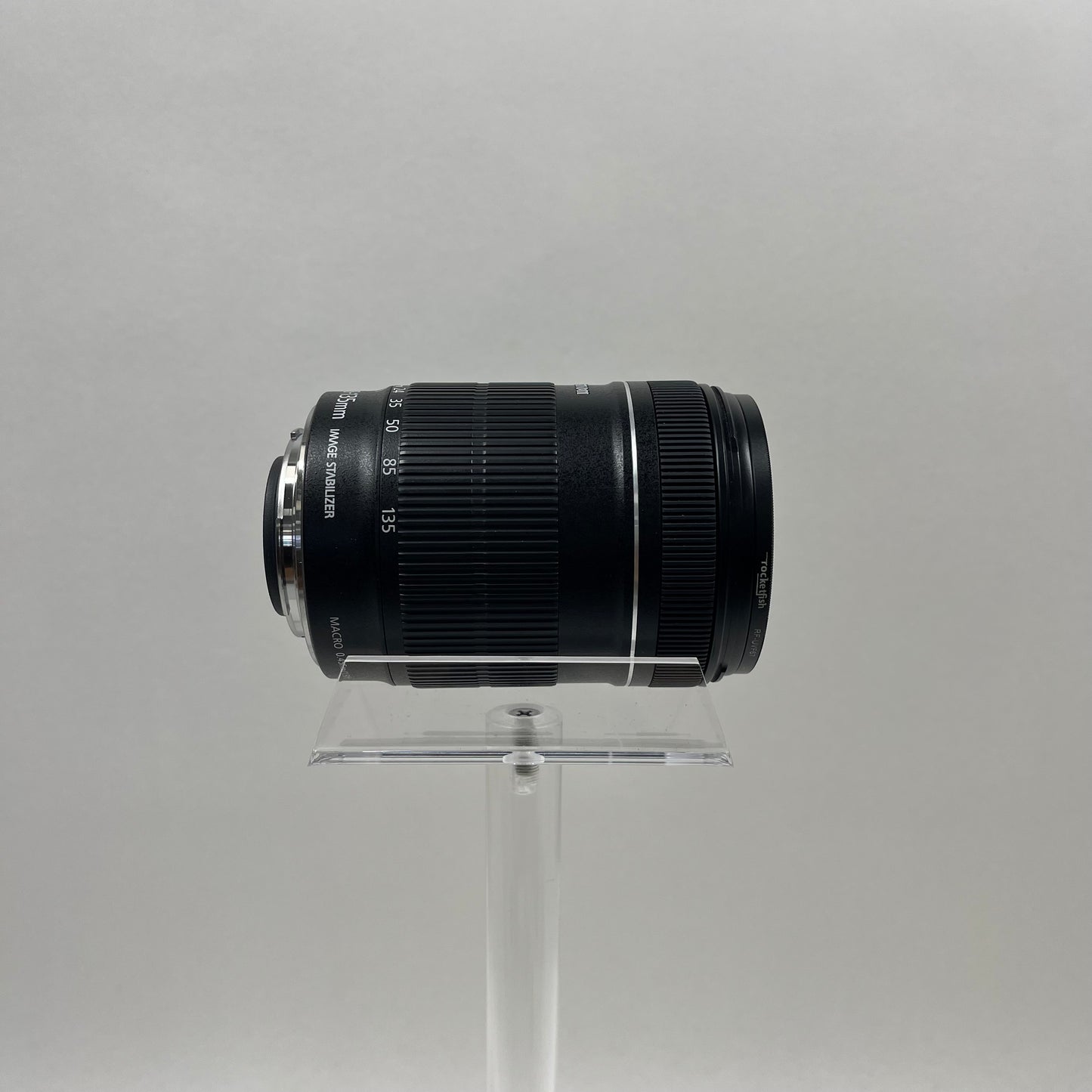 Canon AF-MF 18-135mm f/3.5-5.6 18-135mm f/3.5-5.6