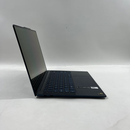Lenovo slim 7 14Q8X9 14.5" X1E78100 3.4GHz 16GB RAM 512GB SSD