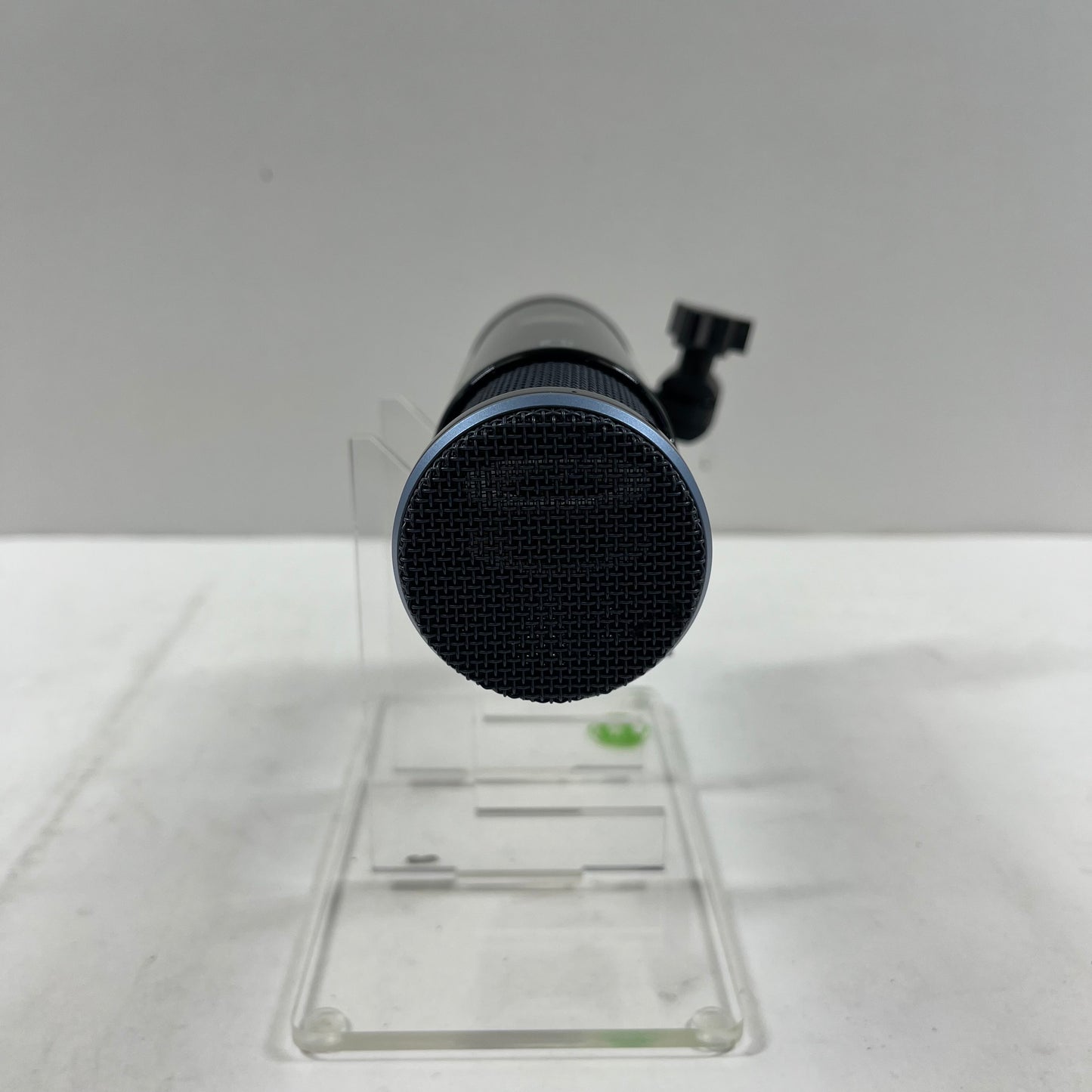 Sterling ST151 20 Hz - 20 kHz Multi-Patter Large Diaphragm Condenser Microphone