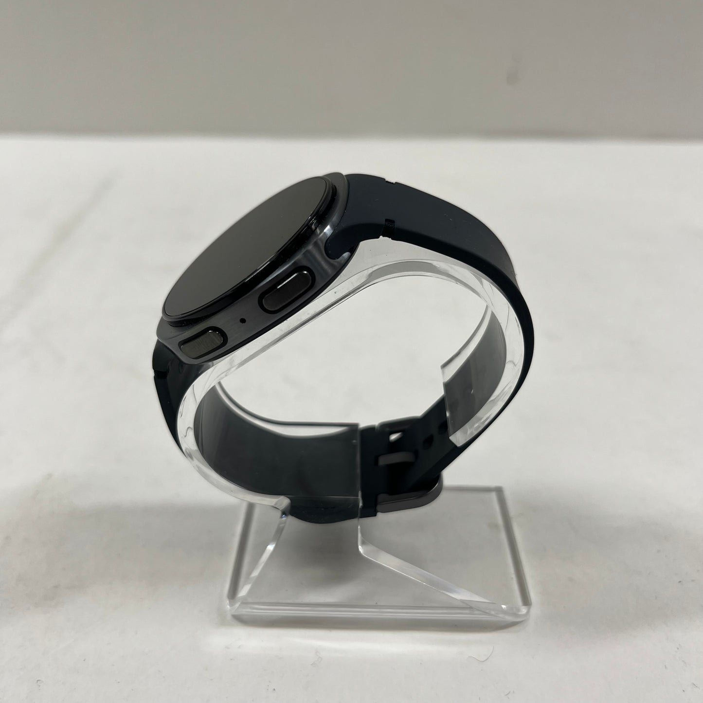 Unlocked Samsung Galaxy Watch8 Aluminum SM-L320