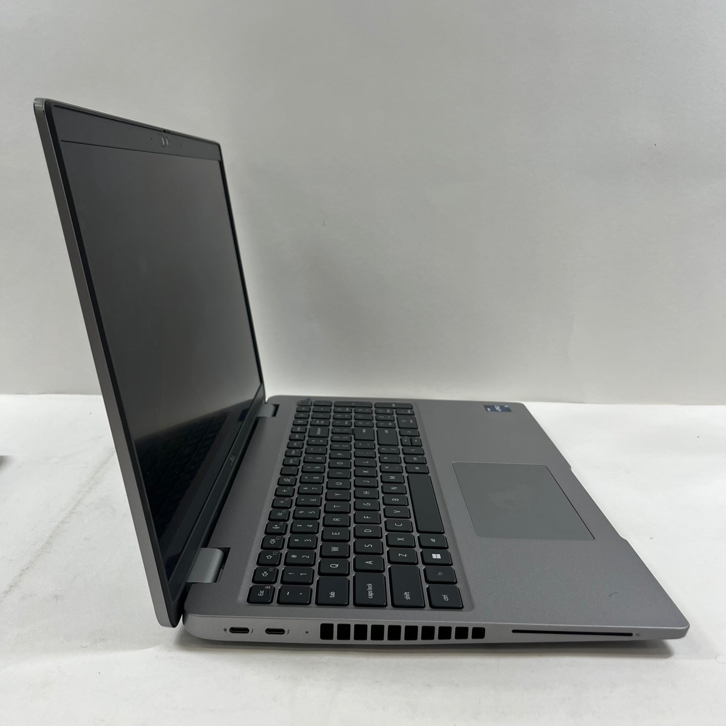 Dell Latitude 5540 15.6" i5-1345U 1.6GHz 16GB RAM 256GB SSD
