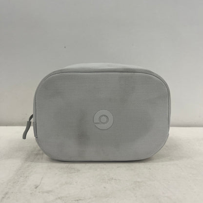 Beats Studio Pro Wireless Over-Ear Bluetooth Headphones Club White MC2P4LL/A