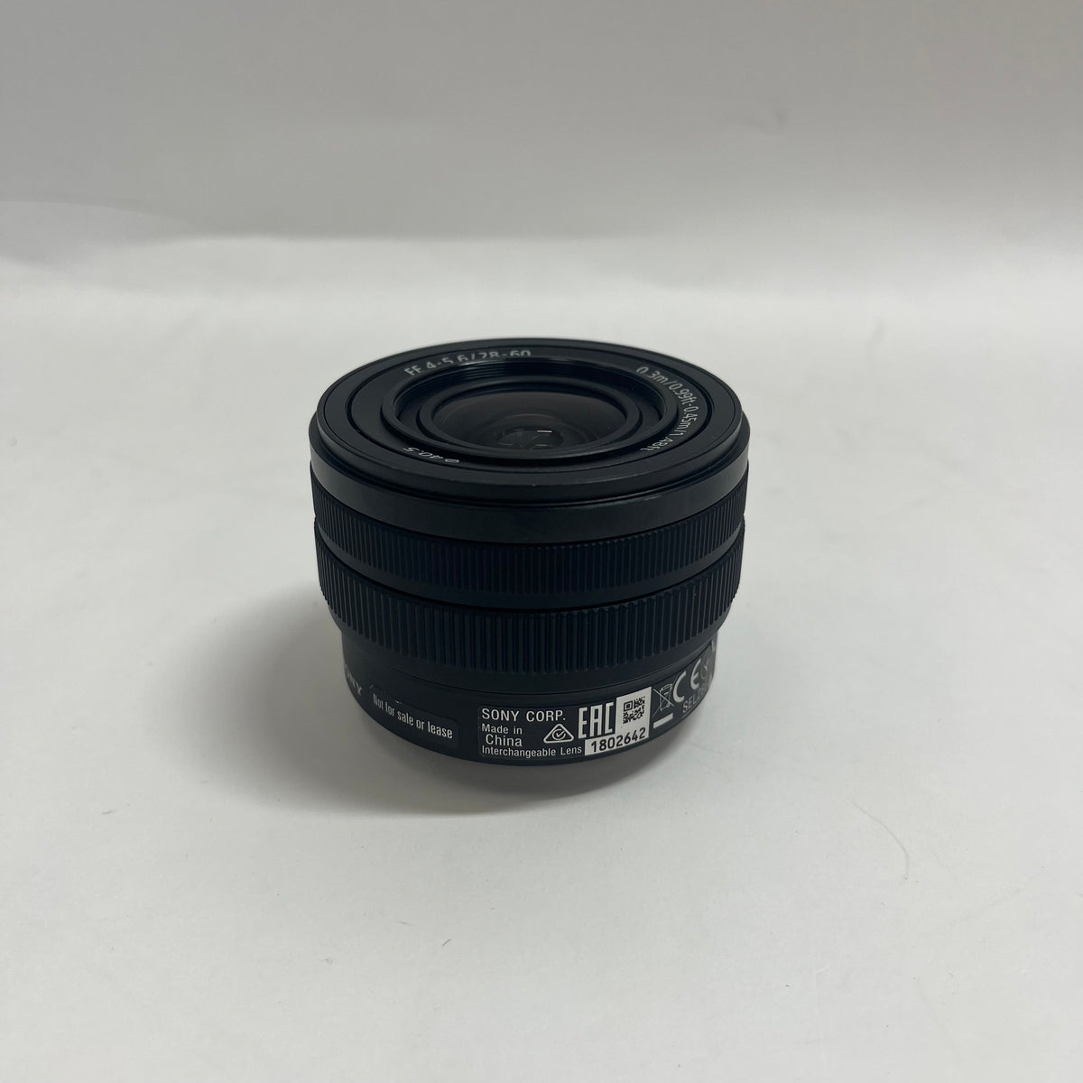 Sony SEL2860 28-60mm f/4-5.6 E-Mount Full-Frame Standard Prime Lens SEL2860