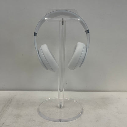 Beats Studio Pro Wireless Over-Ear Bluetooth Headphones Club White MC2P4LL/A