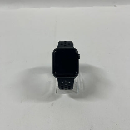 GPS Only Apple Watch Series 5 44MM Space gray Aluminum Black Nike Sport Loop 