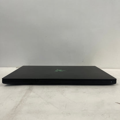 Razer Blade 15 Base 15.6" i7-9750H 2.6GHz 16GB RAM 1TB SSD GeForce GTX 1660 Ti