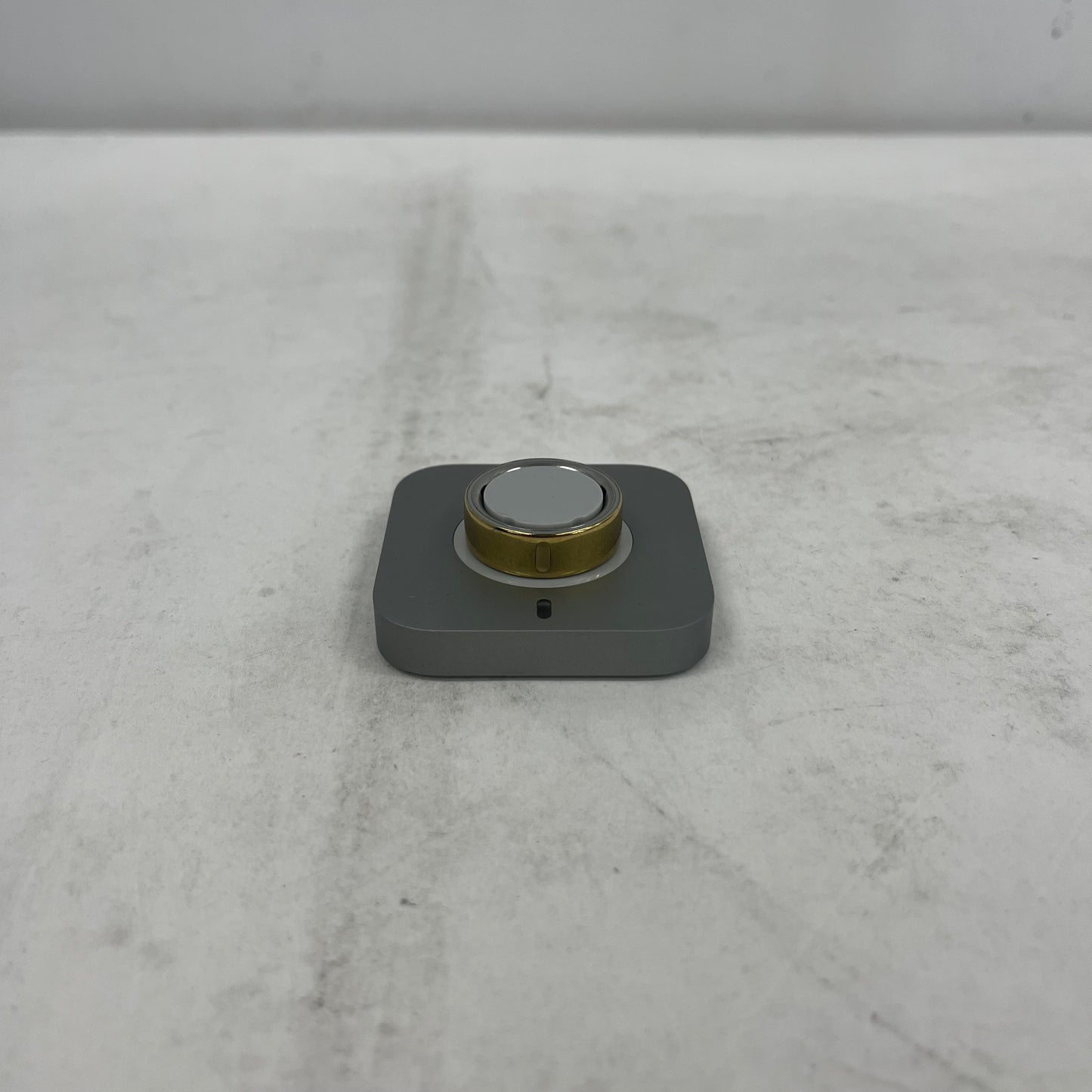 Oura Ring 4 Size 9 Smart Ring JZ90-54216-09 Gold Ring Only