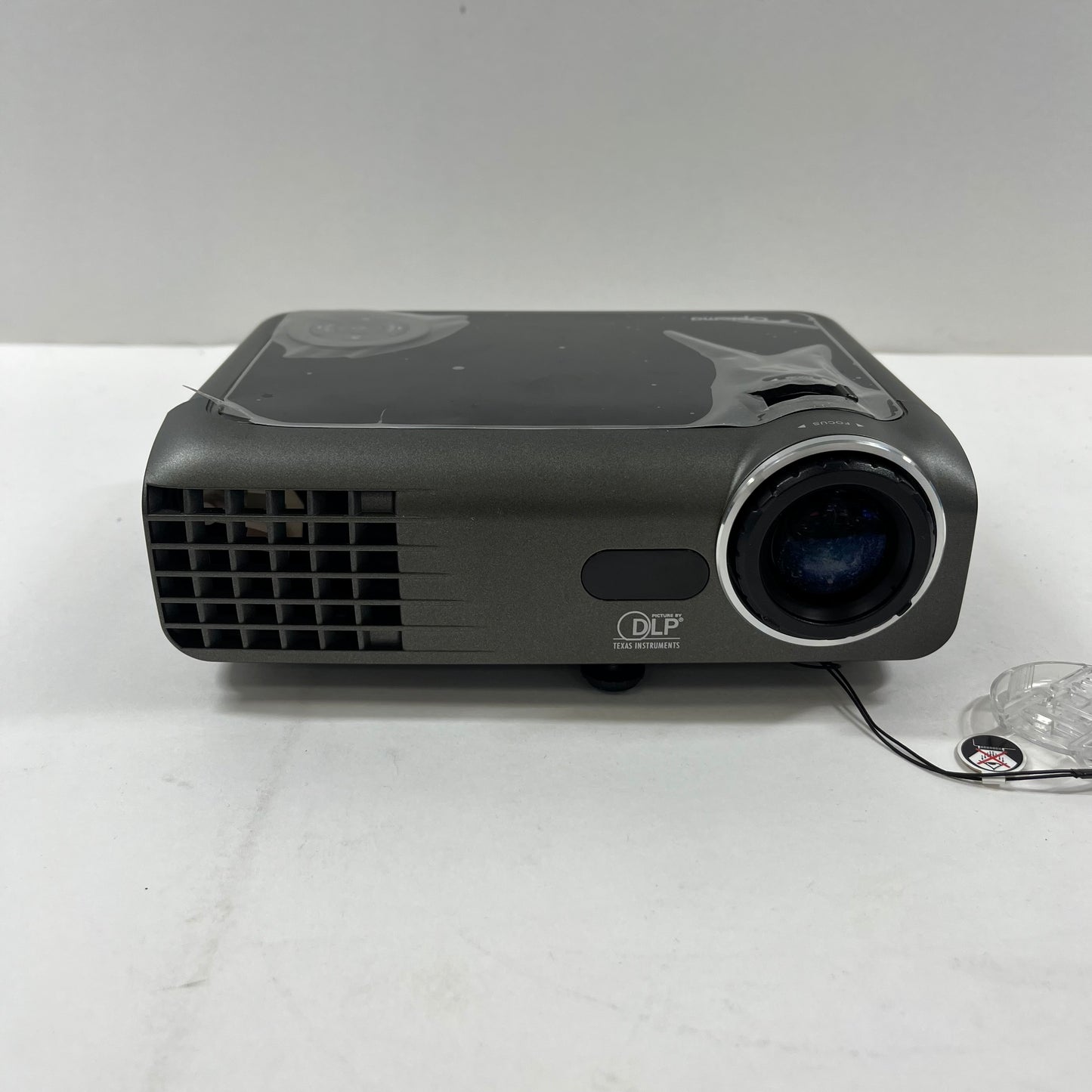 Optoma ex330 1024 x 768 XGA 2,200 Lumens DLP Projector DAEXSSZ