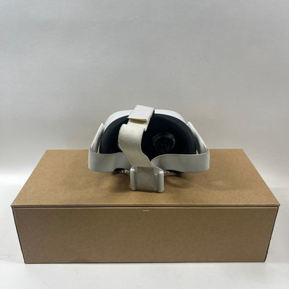 Oculus Quest 2 64GB Standalone All-in-One VR Headset KW49CM