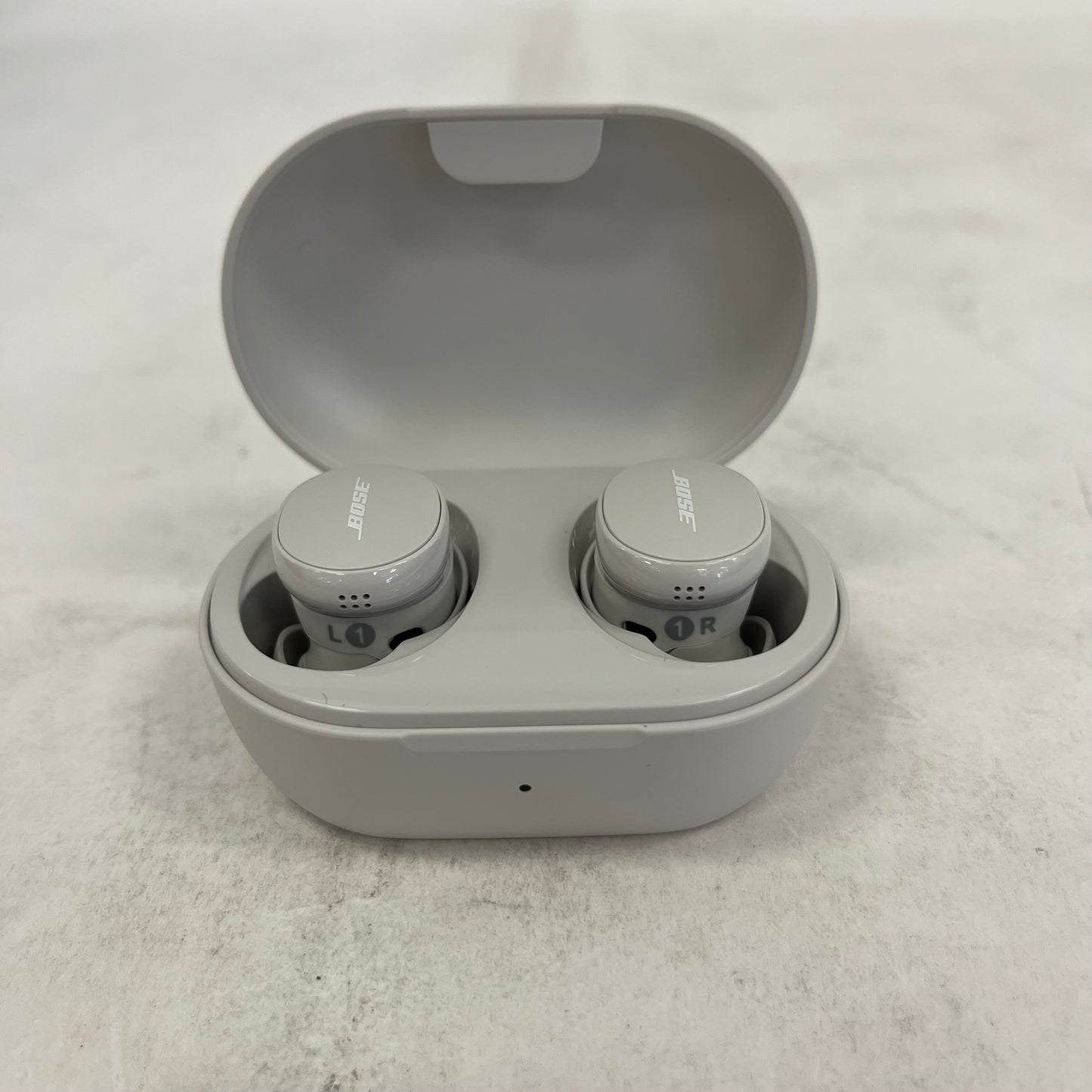 Bose QuietComfort In-Ear Noise Cancelling Bluetooth Earbuds White 888507-0200