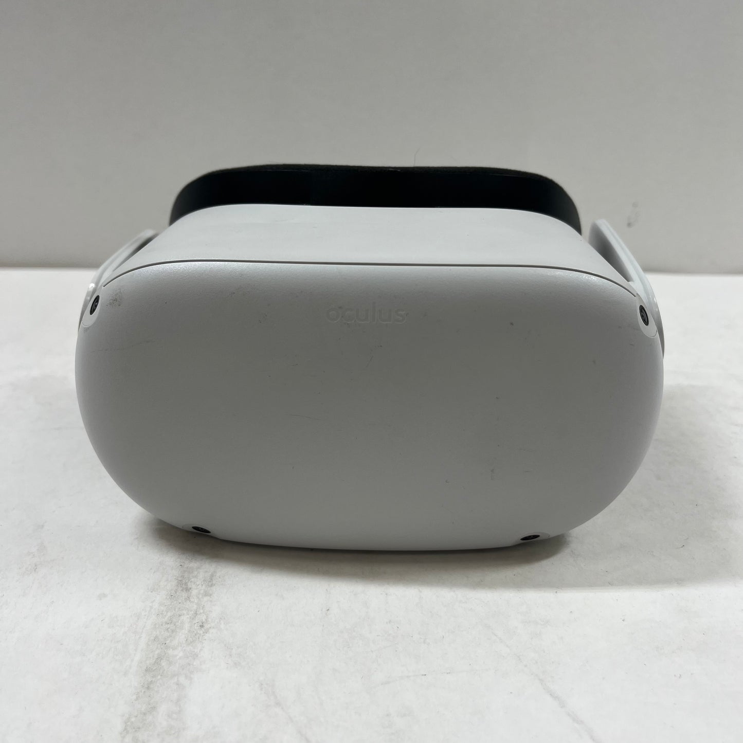 Meta Quest 2 128GB Standalone All-in-One VR Headset KW49CM Headset only