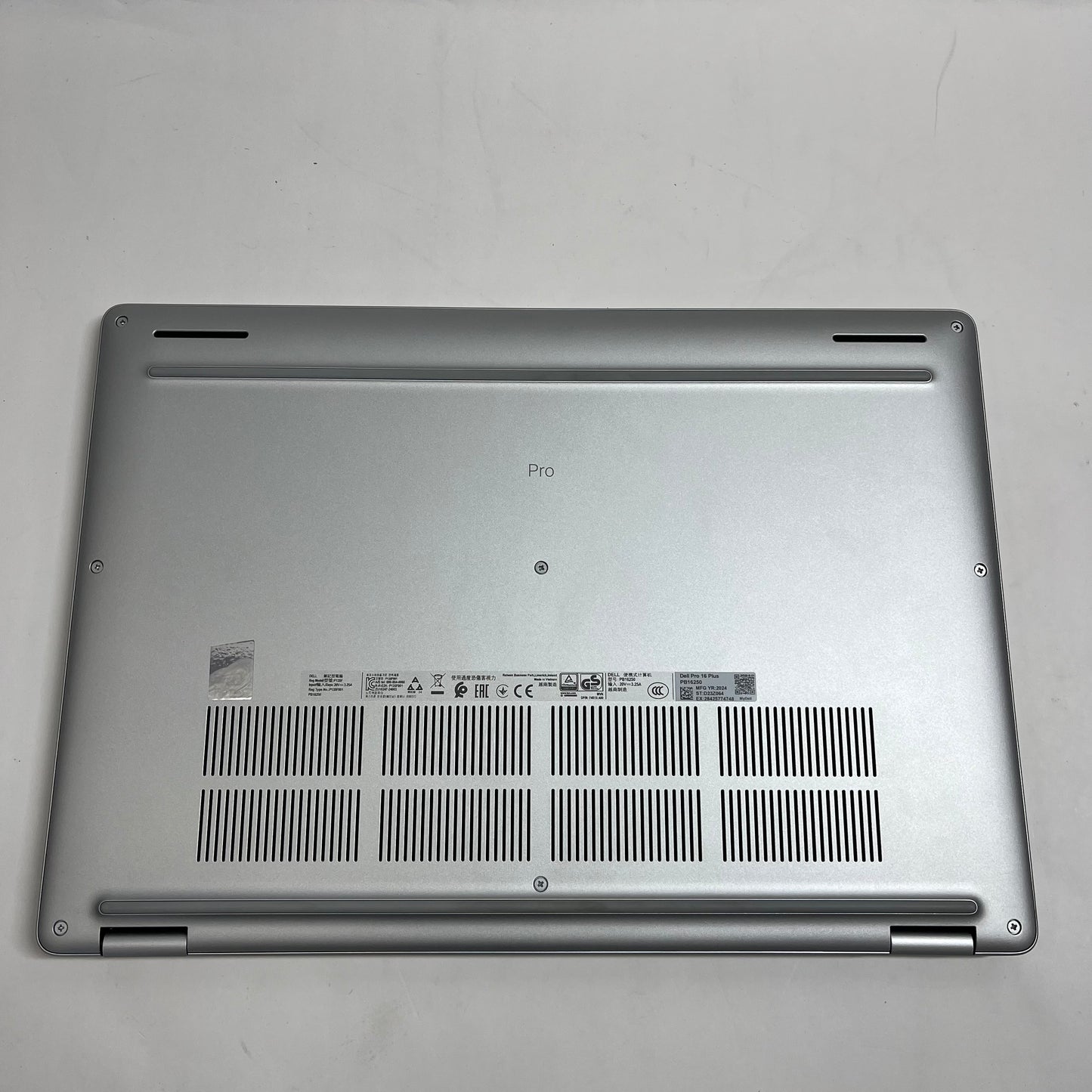 Dell PRO 16 PB16250 16" INTEL R CORE TM ULTRA 5238V 2.10 GHZ 2.1GHz 32.0 GB