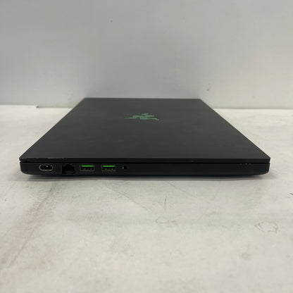 Razer Blade 15 Base 15.6" i7-9750H 2.6GHz 16GB RAM 1TB SSD GeForce GTX 1660 Ti