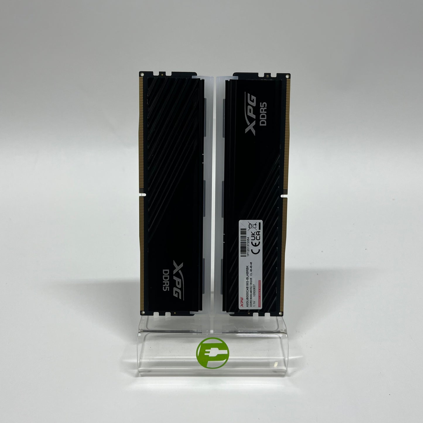 XPG Dominator Titanium DDR5 32GB (2x16GB) RAM DDR5 6000MHz