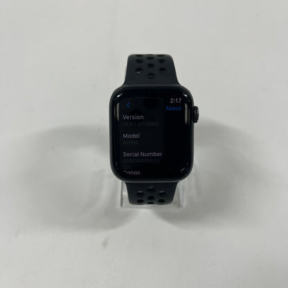 GPS Only Apple Watch Series 5 44MM Space gray Aluminum Black Nike Sport Loop 