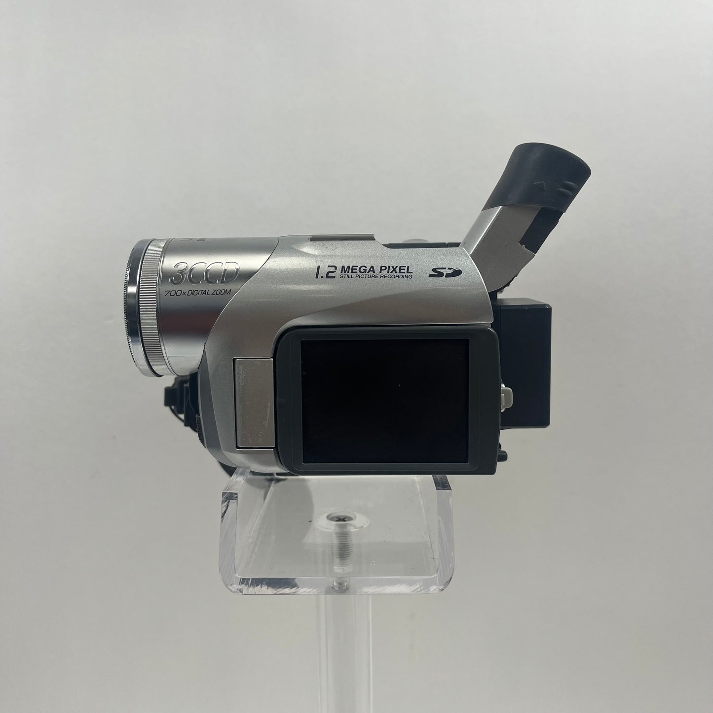 Panasonic 3ccd Digital Video Camcorder PANASONIC PV-GS120