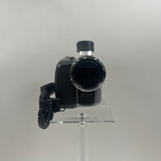 Panasonic 3ccd Digital Video Camcorder PANASONIC PV-GS120