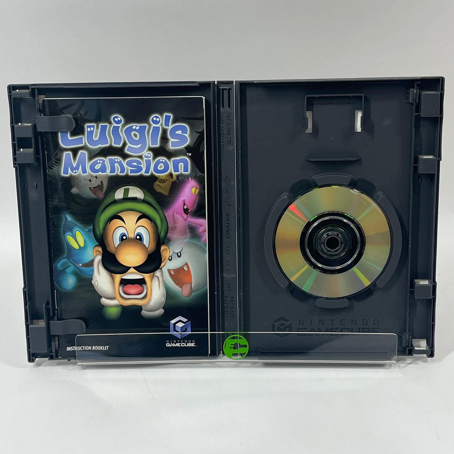 Luigi's Mansion (Nintendo GameCube, 2001)