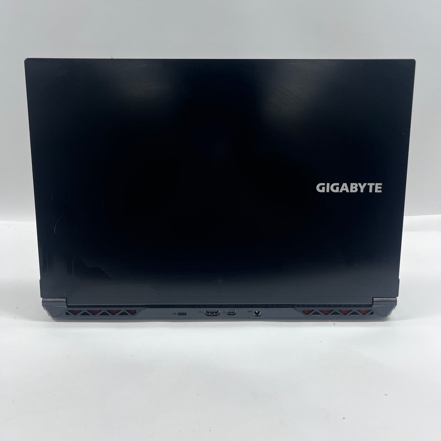 GIGABYTE ax211ngw 15.6" i7-13620H 2.3GHz 16GB RAM 512GB SSD GeForce RTX 4060